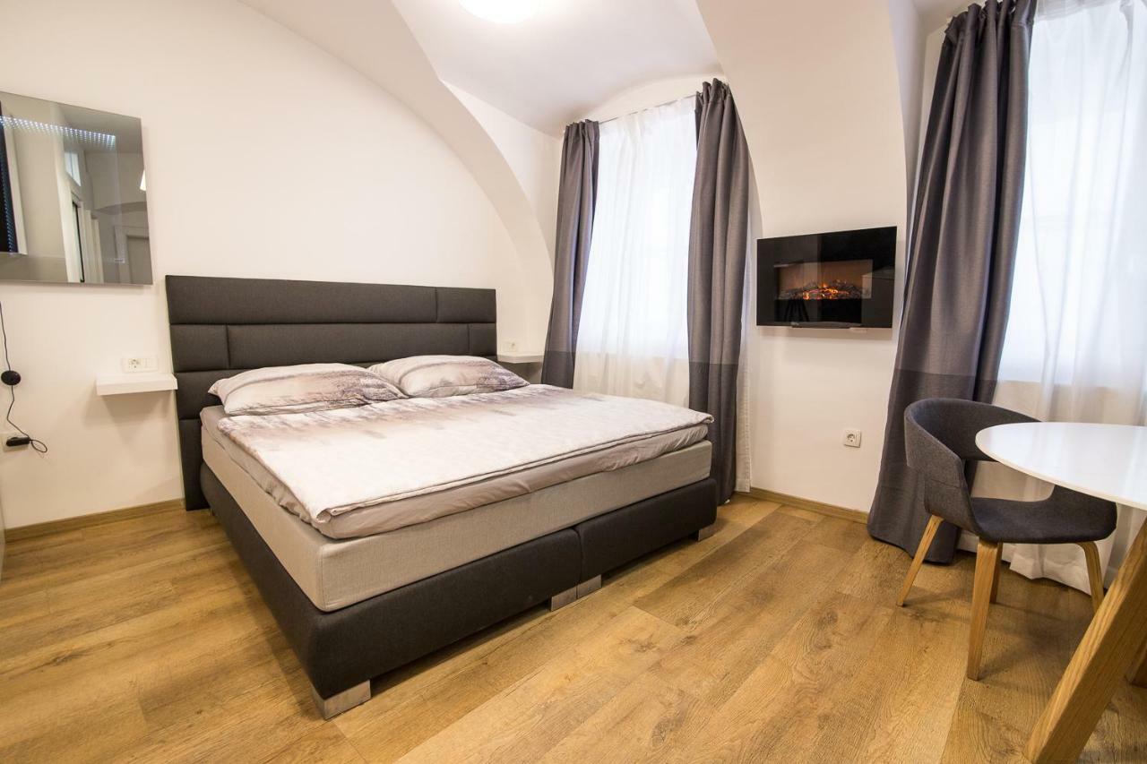 St. Marks Apartment 2 萨格勒布 外观 照片