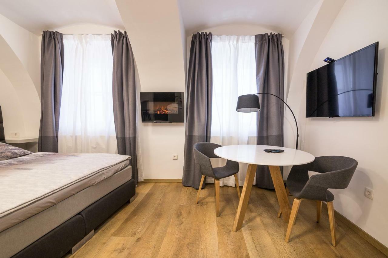 St. Marks Apartment 2 萨格勒布 外观 照片
